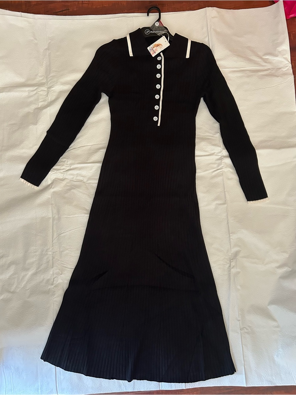 Black Long-Sleeve Ribbed Polo Midi Dress with Contrast Trim